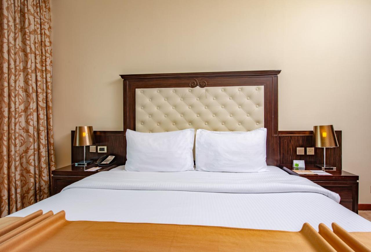 Mercure Corniche Al Khobar Exterior photo